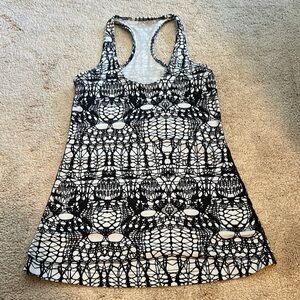 Lululemon Athletica Black and White Graphic Tank